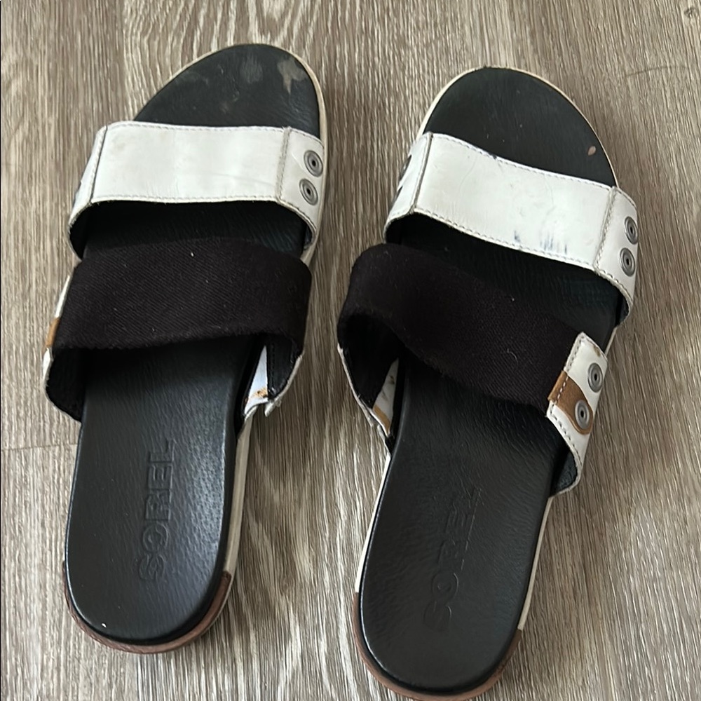 Sorel Black and White Modern Slide Sandals